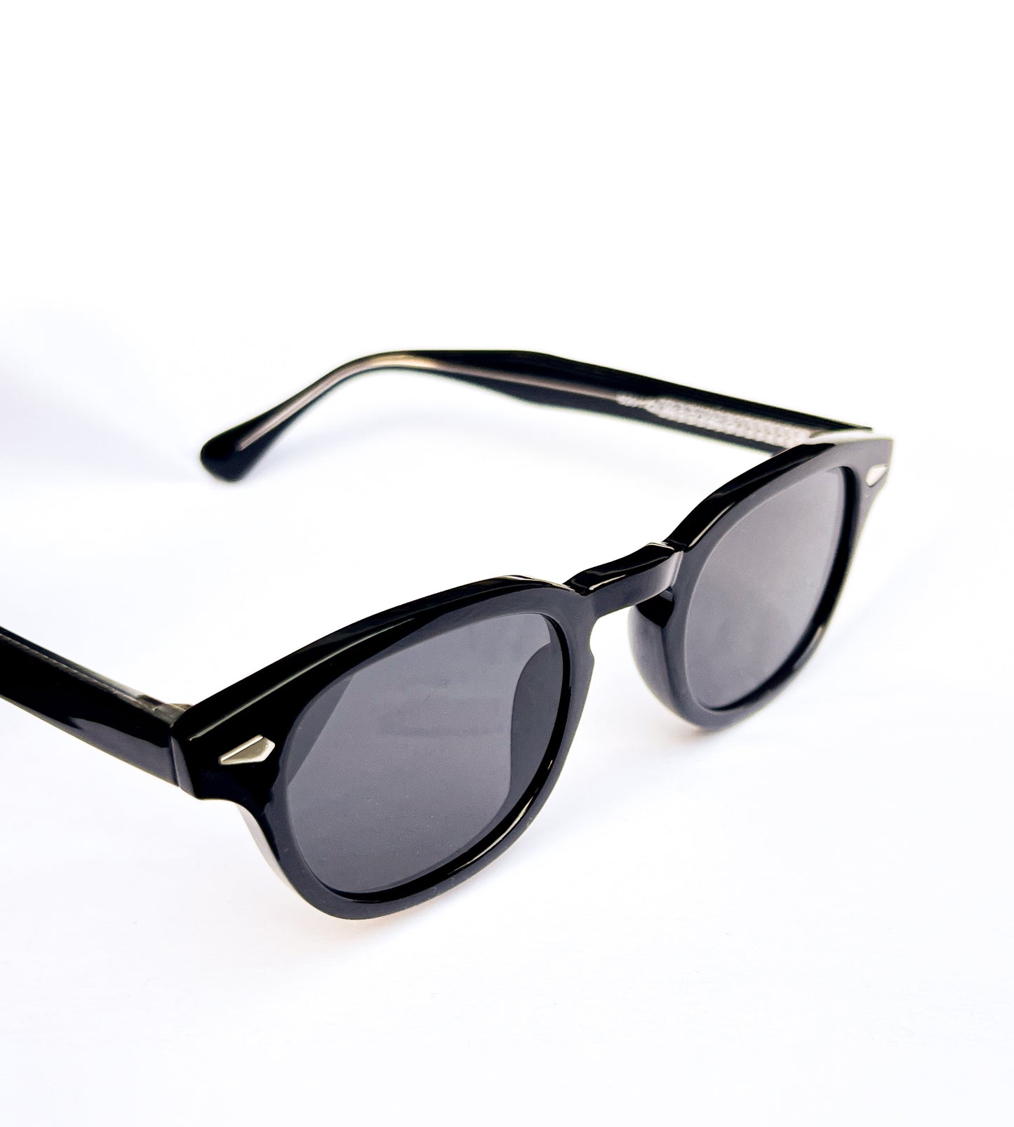 Dark Moscot