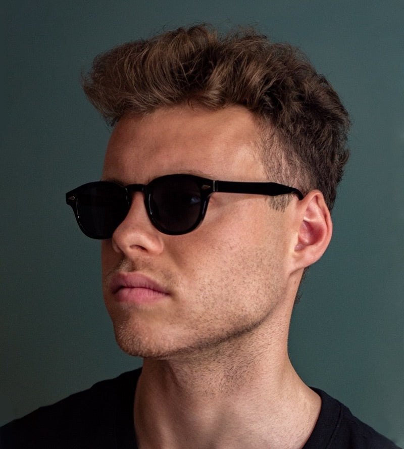 Dark Moscot
